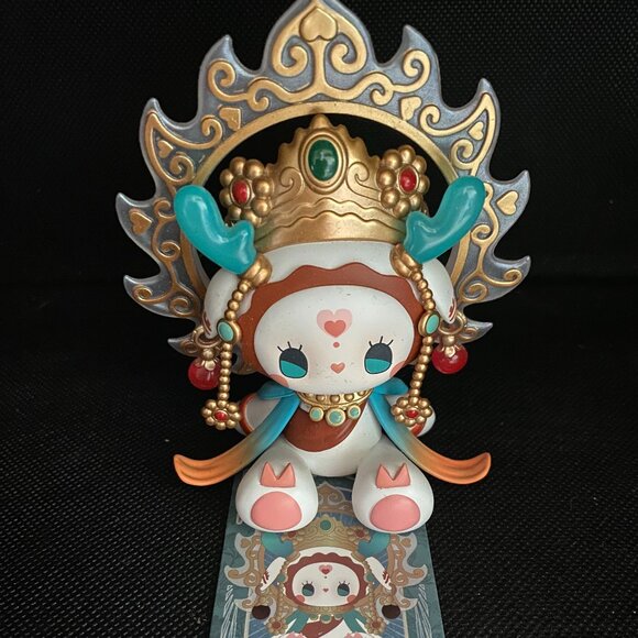 Emma- Dunhuang - Picture 1 of 3